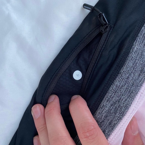 Y2k Lululemon skirt - Picture 3 of 4